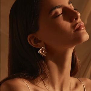 NET 229.00 AMBER SCEATS
Reese Earrings
Anthropologie